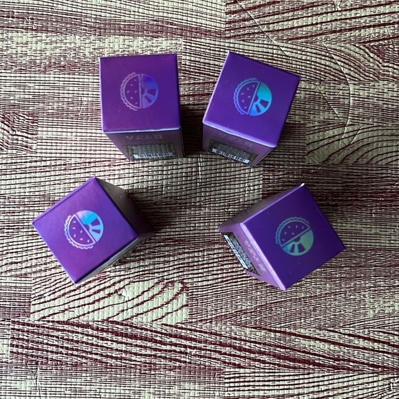 Set of 4 Safia Nygard X Holo Taco Nail Polish Limited Edition Boxes (empty only) - Picture 6 of 9
